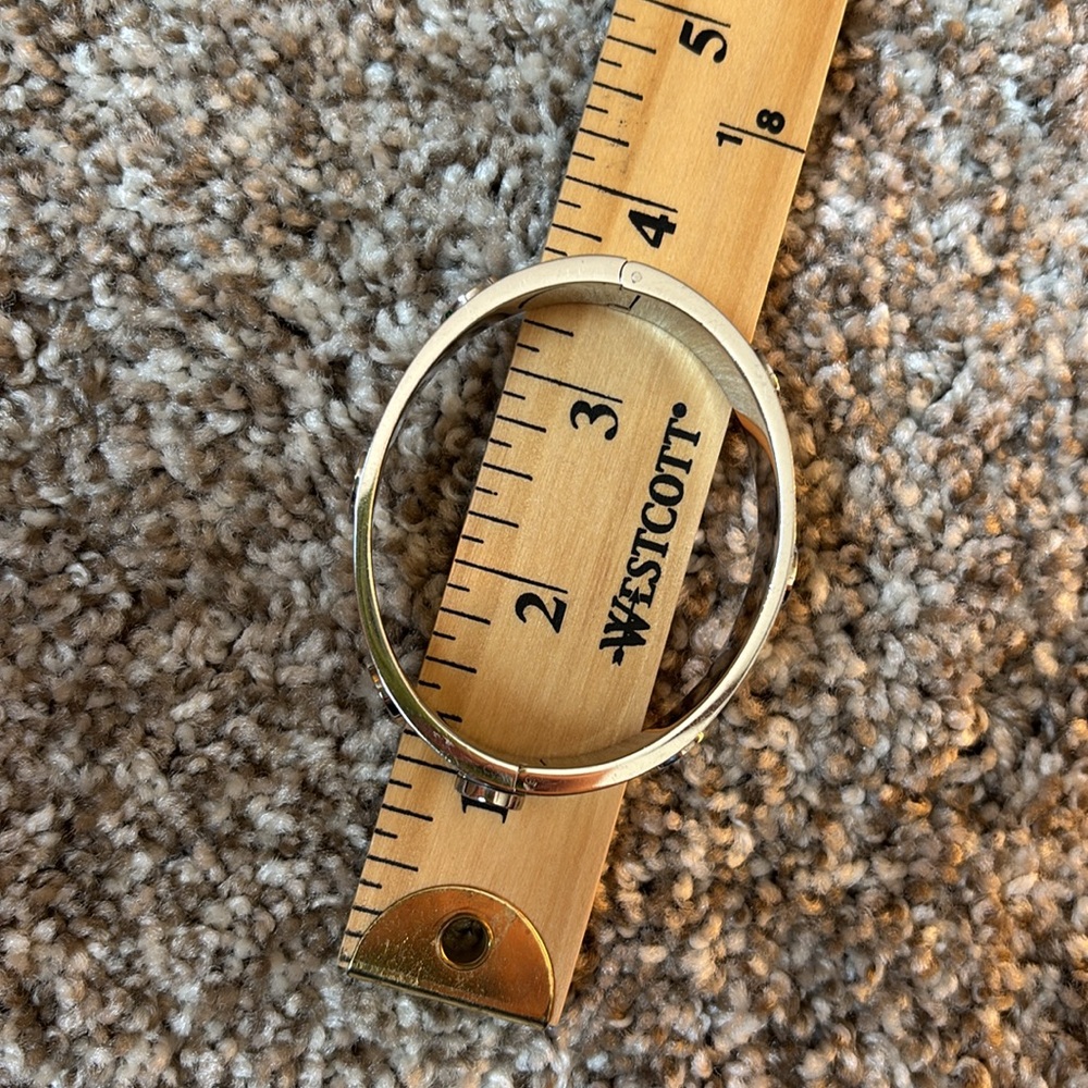 Tory Burch miller hinge bracelet - Picture 5 of 6